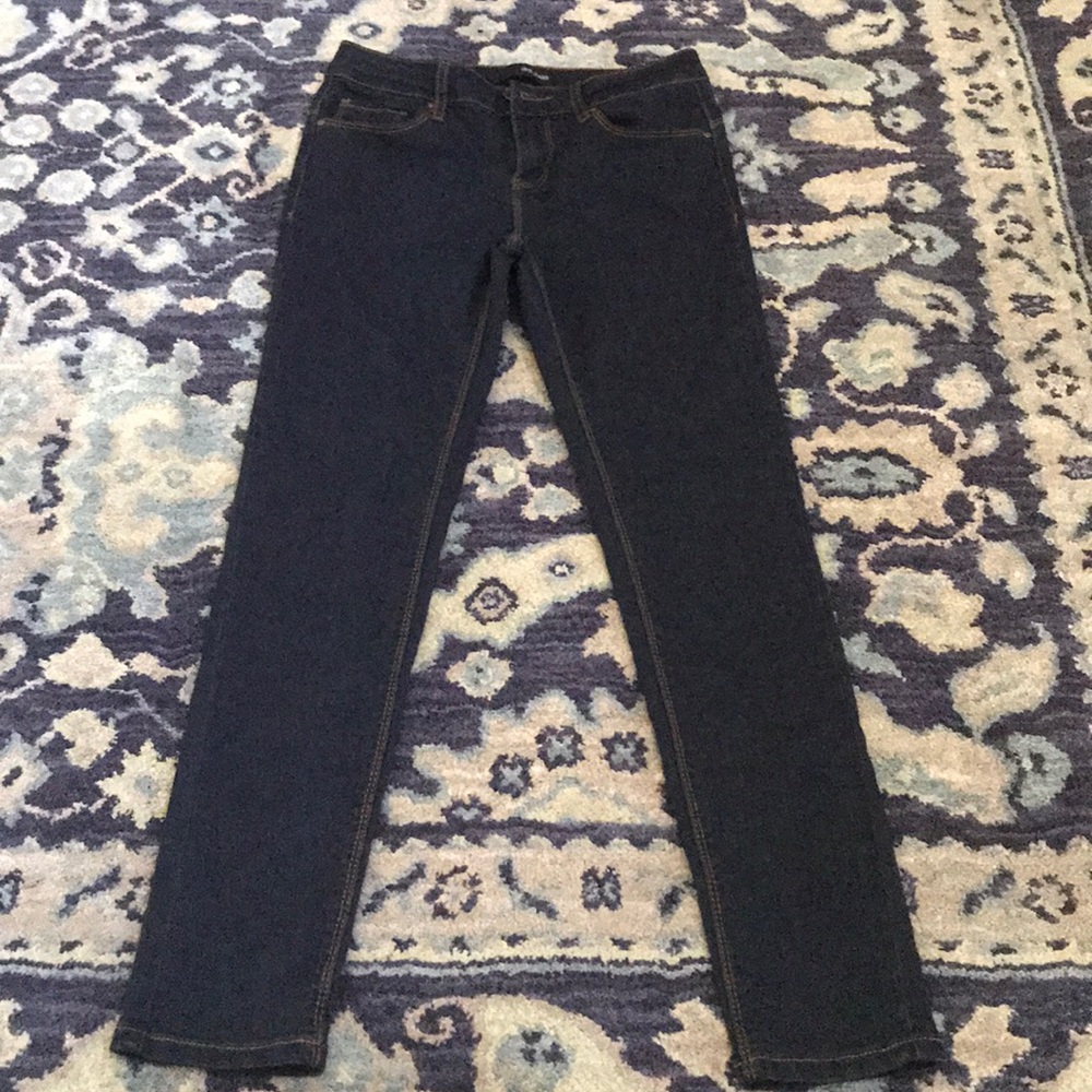 Iris jeans, skinny, dark blue, never worn size 3